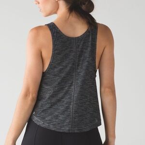 lululemon rush hour tank in heathered black